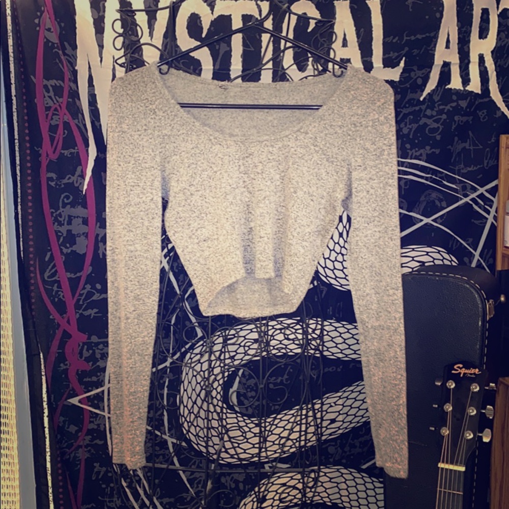 F21 • Long Sleeve Crop Top